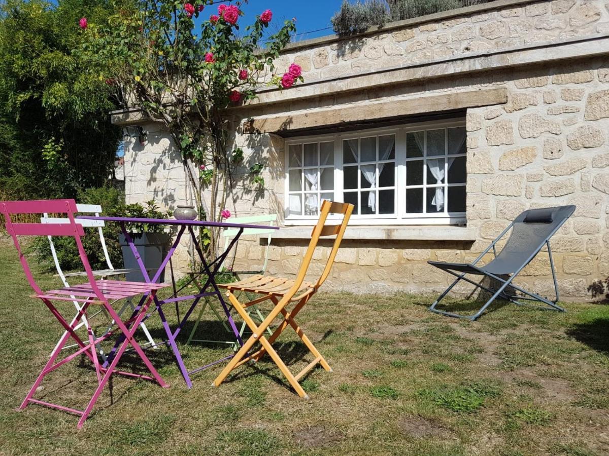 Sur La Route Des Peintres Bed & Breakfast Champagne-sur-Oise Exterior photo